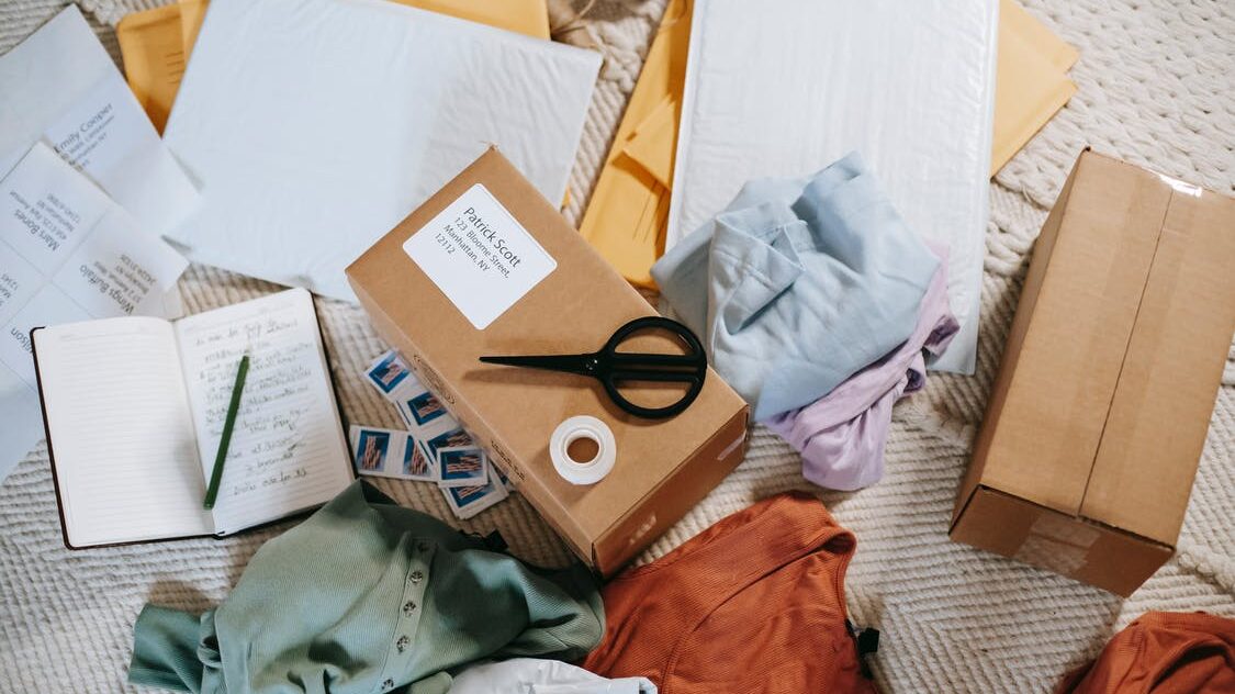 شغوف • جمع الأشياء وحفظها يعتبر هواية جمع الأشياء وحفظها يعتبر هواية