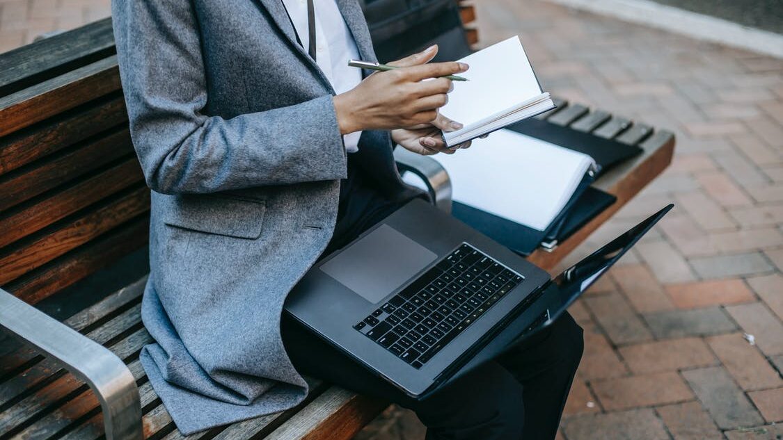 أفضل طريقة لكتابة التقارير الدراسية