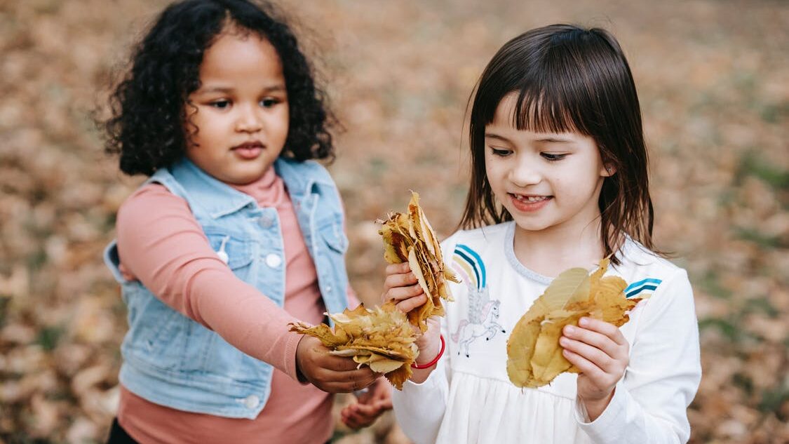 شغوف • أفضل العادات لتصبح شخصًا ودودُا وخدومًا مع الآخرين أفضل العادات لتصبح شخصًا ودودُا وخدومًا مع الآخرين