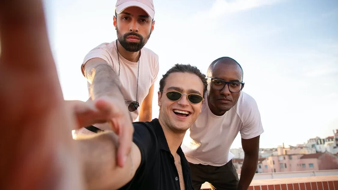 استراتيجيات لبناء علاقات أفضل بين المعلم والطالب