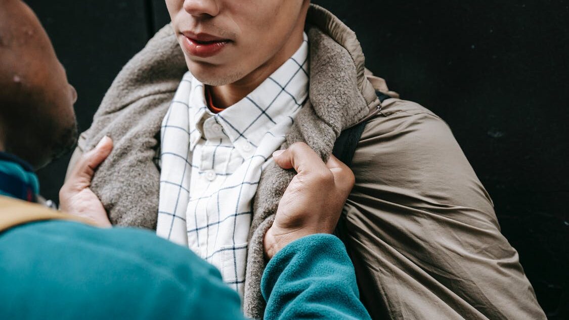 استراتيجيات لبناء علاقات أفضل بين المعلم والطالب