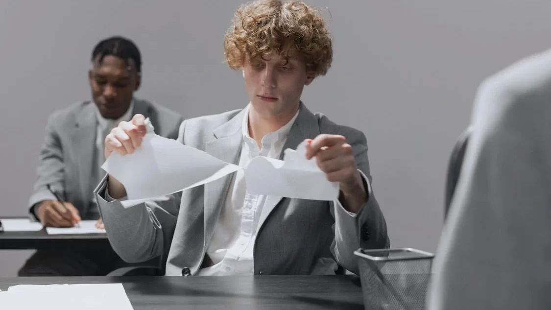 طرق تحسين العلاقات بين المديرين والموظفين